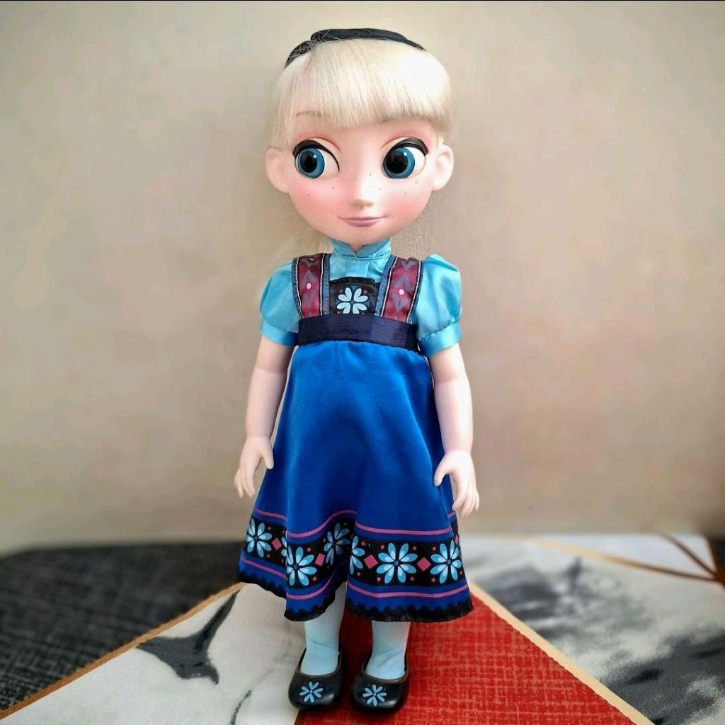 Disney Store Animators Collection Doll Elsa Frozen