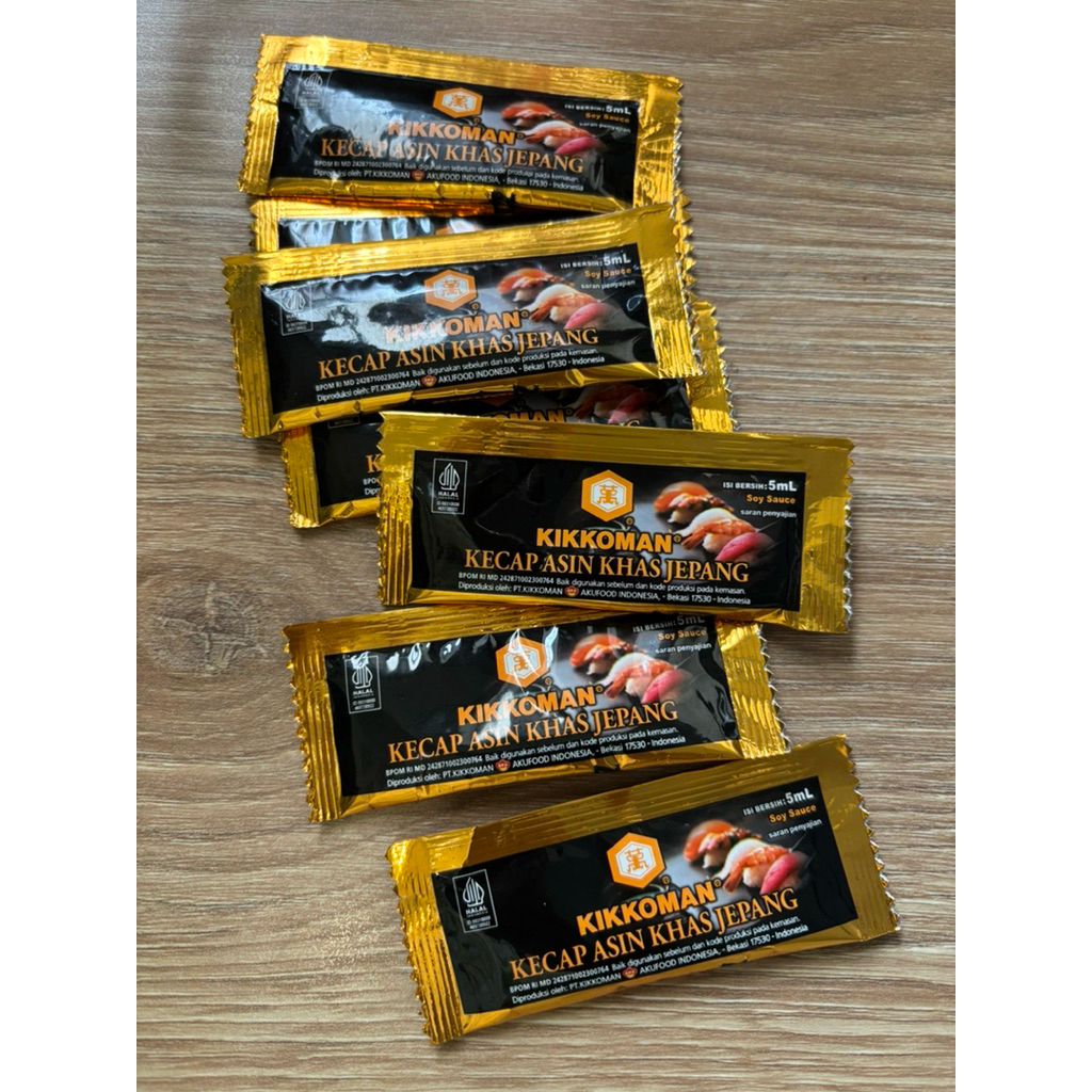 

Kikkoman Kecap Asin Jepang 5ml / Kikkoman Soy Sauce Sachet Shoyu Kecap Asin Jepang Halal/ Kikkoman shoyu sachet/ Kikkoman Kecap Asin/ Sushi Soy Sauce/ Kecap Asin 5ml