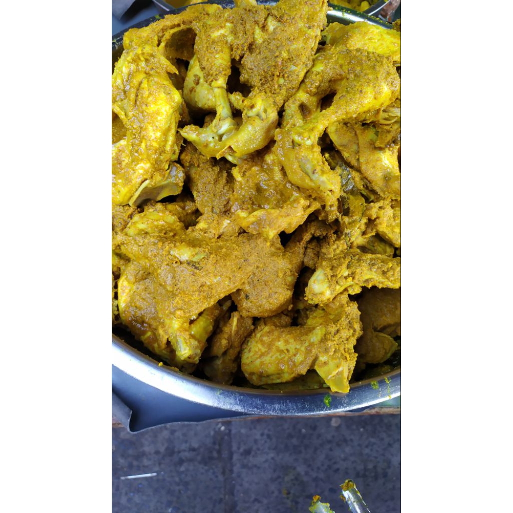 

ayam Bumbu Kuning ungkep rasa asin Ayam Bumbu Ny.Sunarti