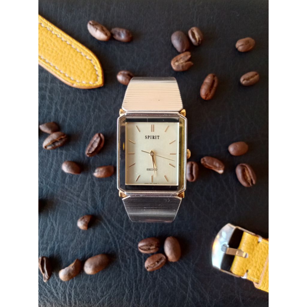 Seiko Spirit "Tank" 7N01 Vintage