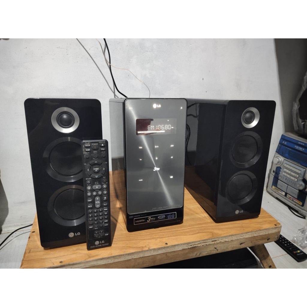 LG MINI COMPO DVD MICRO HIFI SISTEM FB166 NORMAL