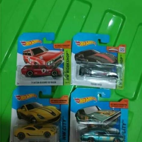 hot wheels set short card 71 Datsun Bluebird wagon 510 Ferrari 599xx 599gtb Fiorano Nissan skyline 2