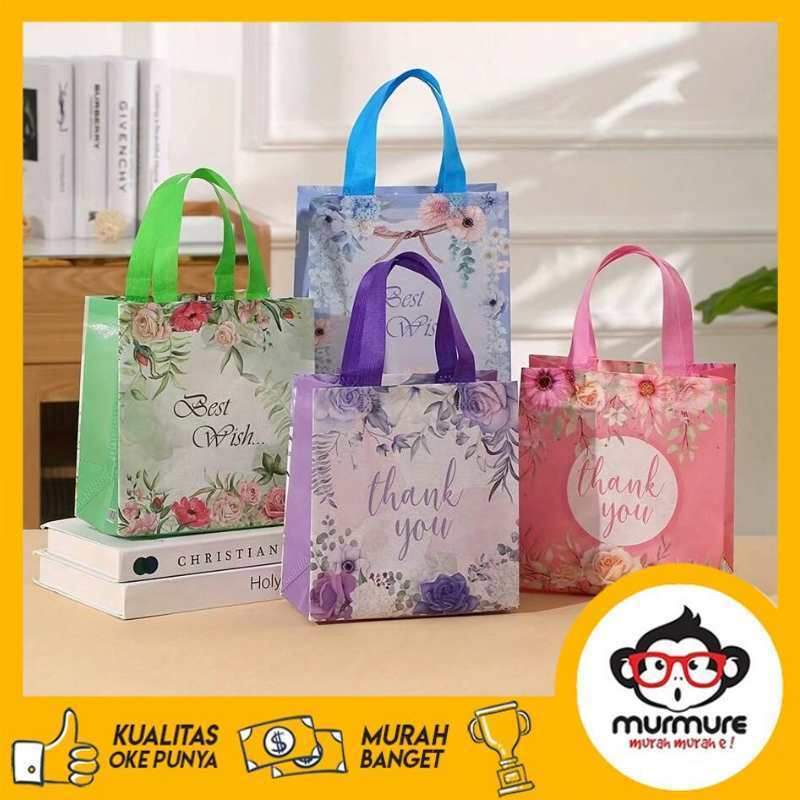 

Tas Kado / Hadiah Motif Bunga / Tas Serbaguna / Goodiebag Kado / Tas Souvenir
