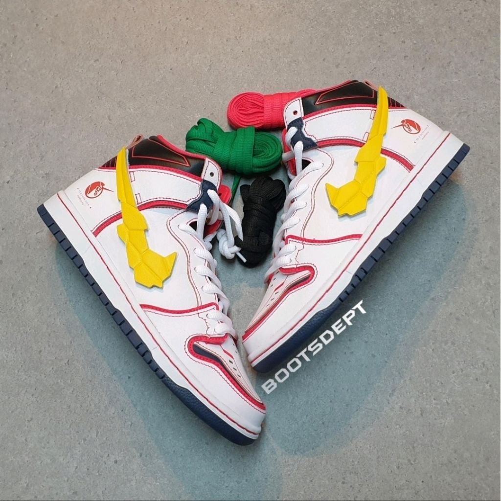 SB Dunk High Pro Gundam Project Unicorn RX-0 (100% Authentic)