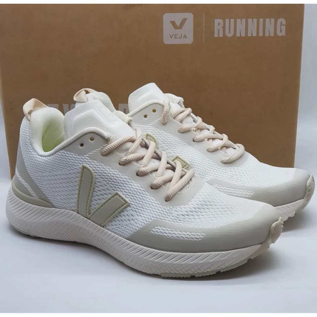 Veja Sneakers for Run s 37