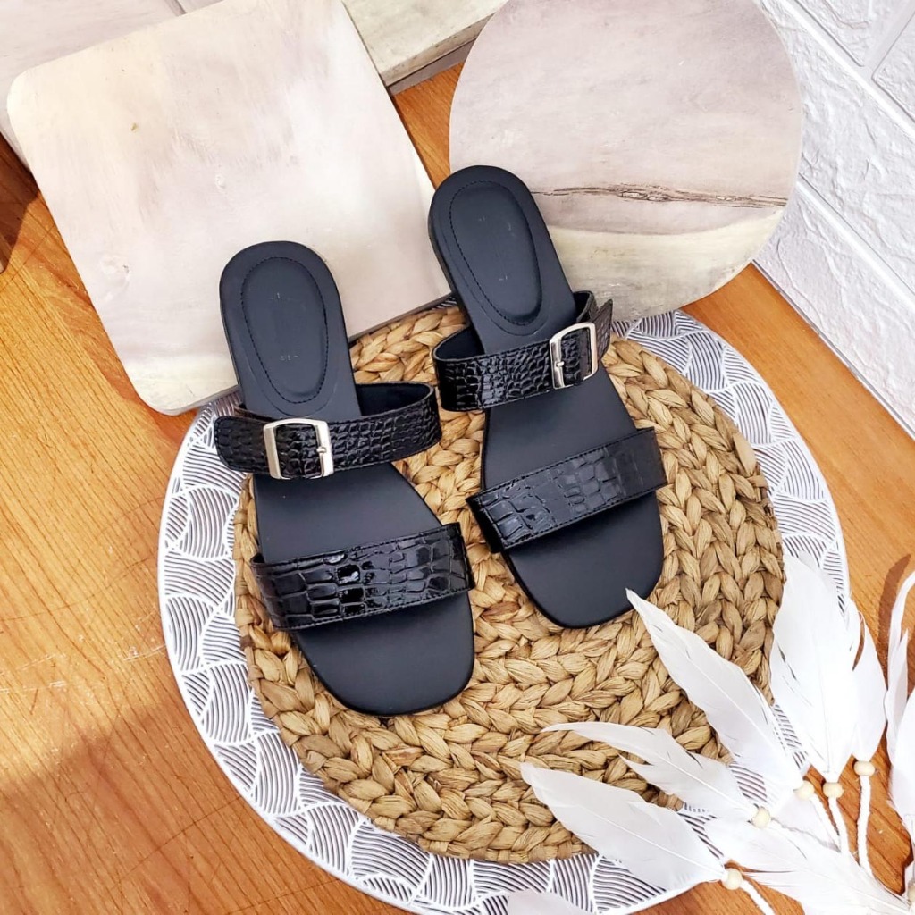 Sandal Jumbo Size 41 42 43 44 45 Flat Kulit Croco Wanita Casual Ukuran Besar