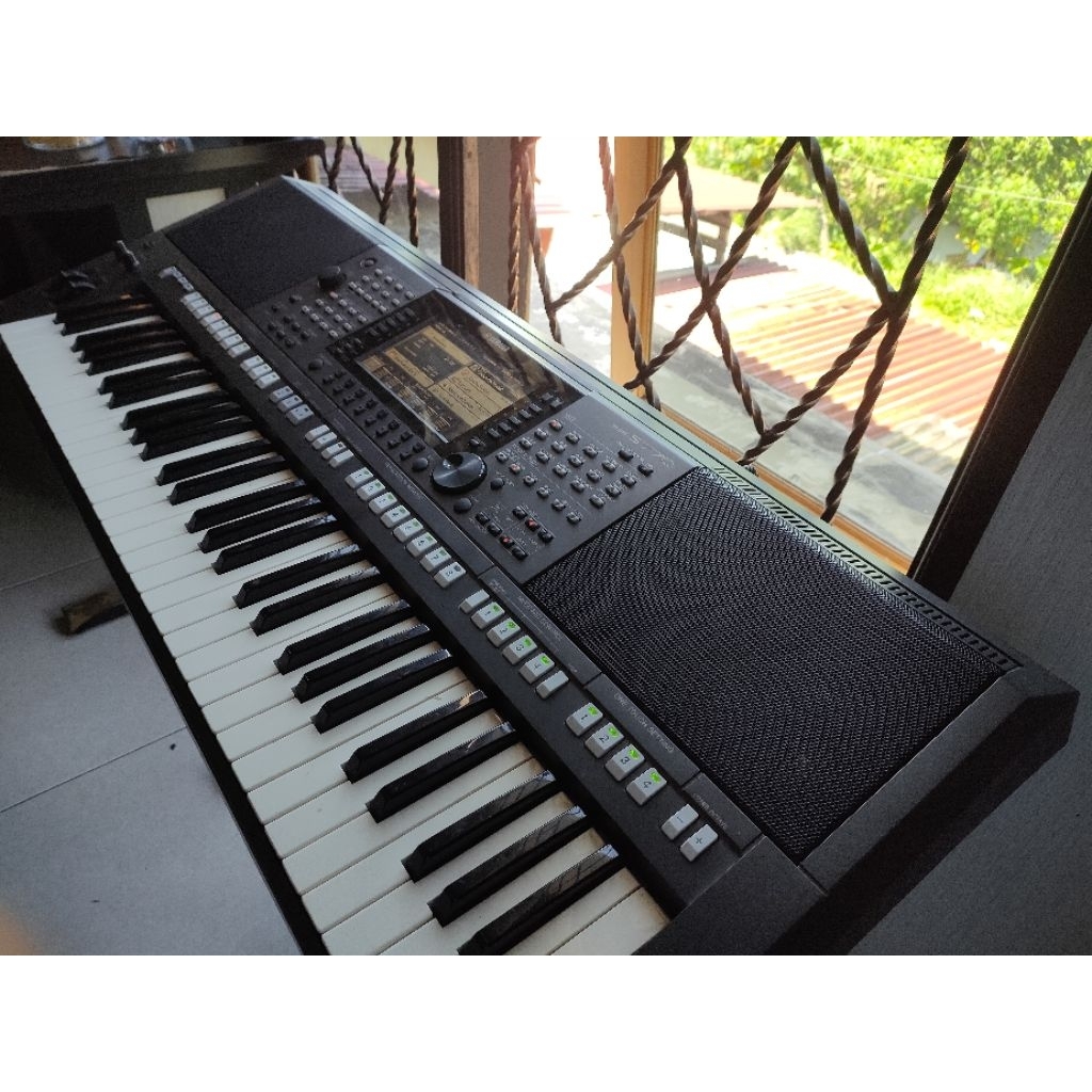 Keyboard Yamaha PSR S770