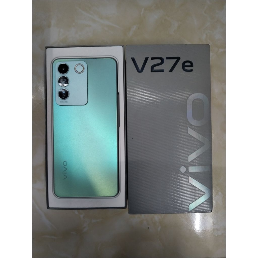 Vivo V27e 8/256 second fullset