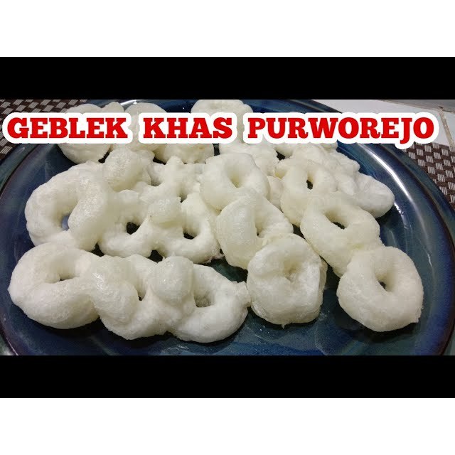 

Geblek Singkong Khas Purworejo 1 KG Vacum Pack Mentah Tinggal Goreng