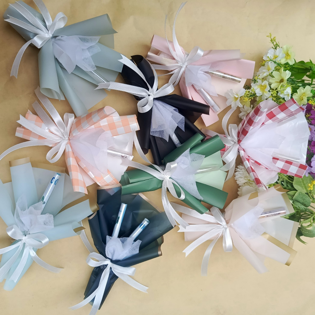 

[PRE ORDER 1 HARI] Buket Angpau Thr Lebaran Gift/Kado/Wisuda/Anniversery/ulangtahun