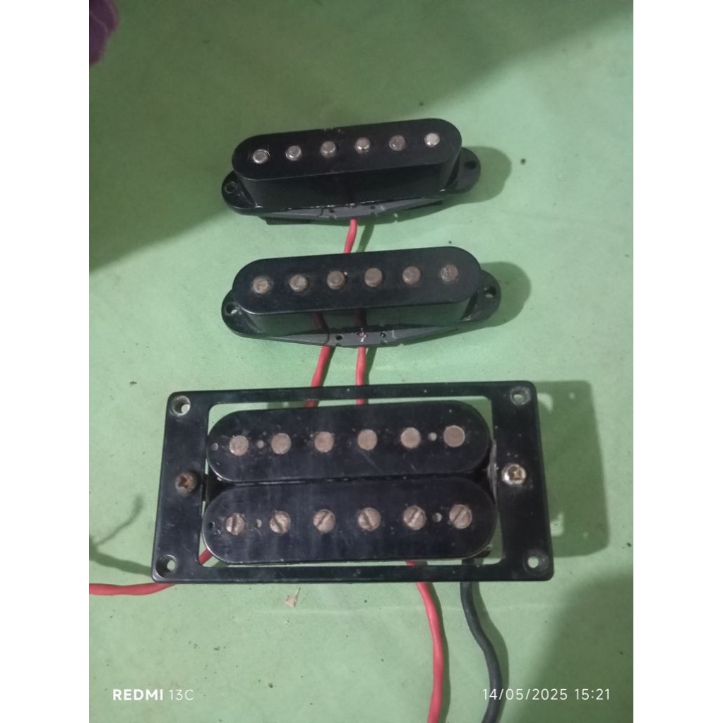 PICKUP  GITAR LISTRIK/ ELEKTRIK HSS (BEKAS)