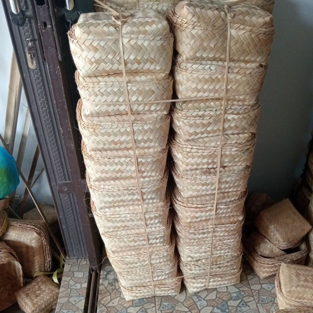 Besek Bambu 22x22 Besek Nasi Dll