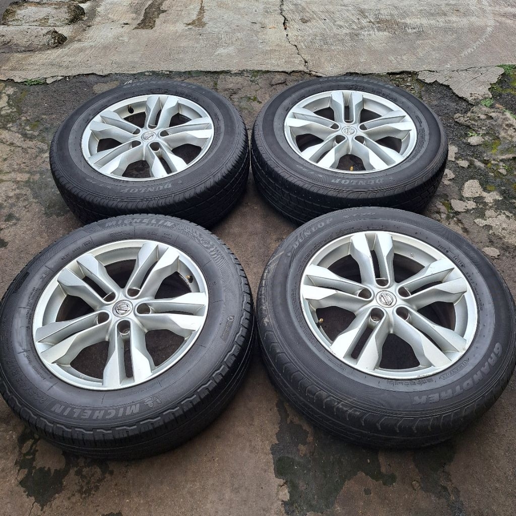 xtrail velg mobil xtrail ring 17 cocok buat serena juke teana