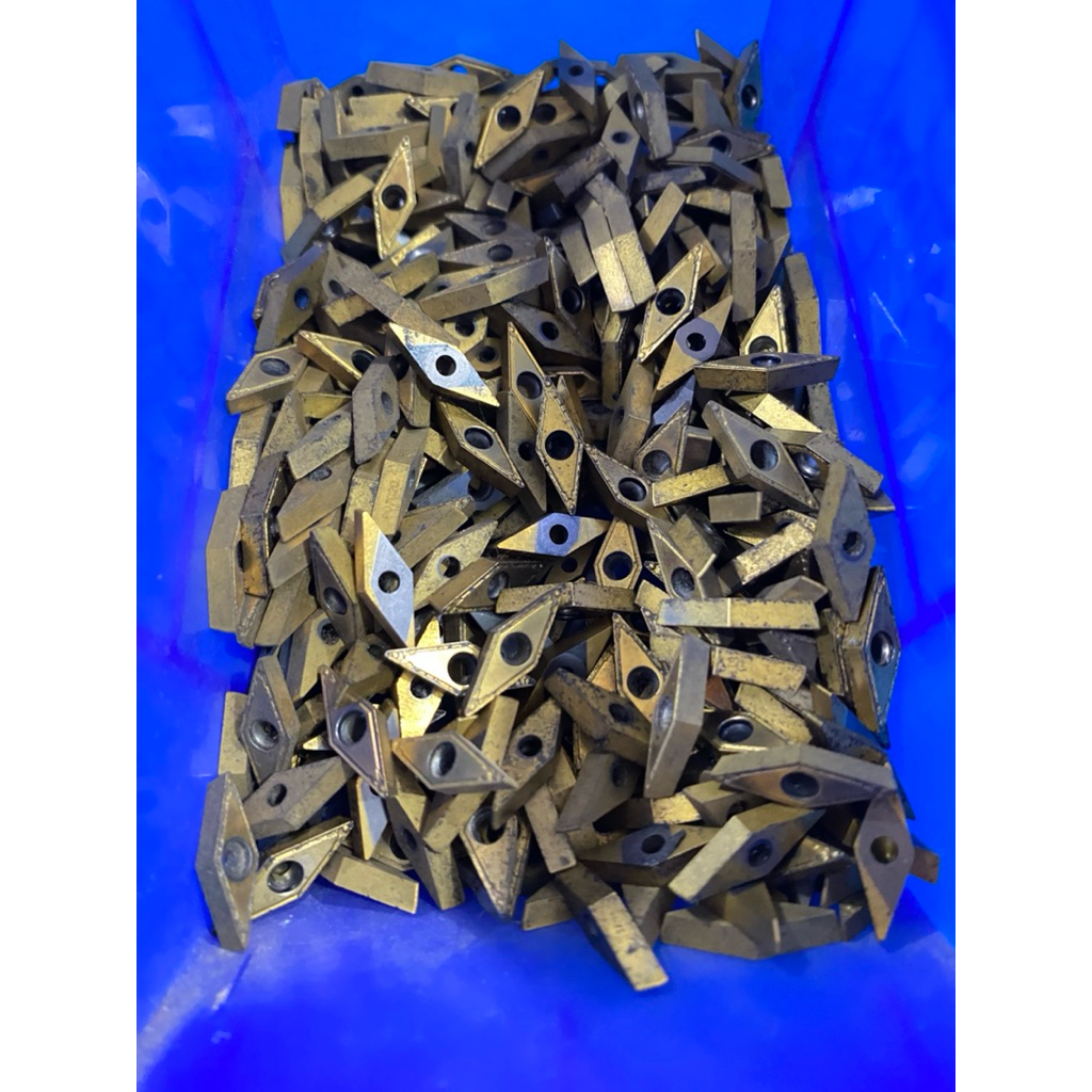 INSERT BUBUT VBMT11 Cermet Bekas mulus Pahat bubut VBMT11