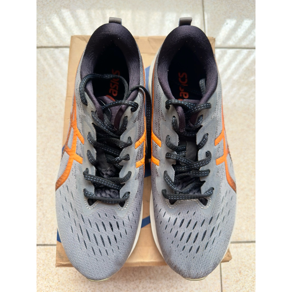 Asics Novablast 2 Size 41.5