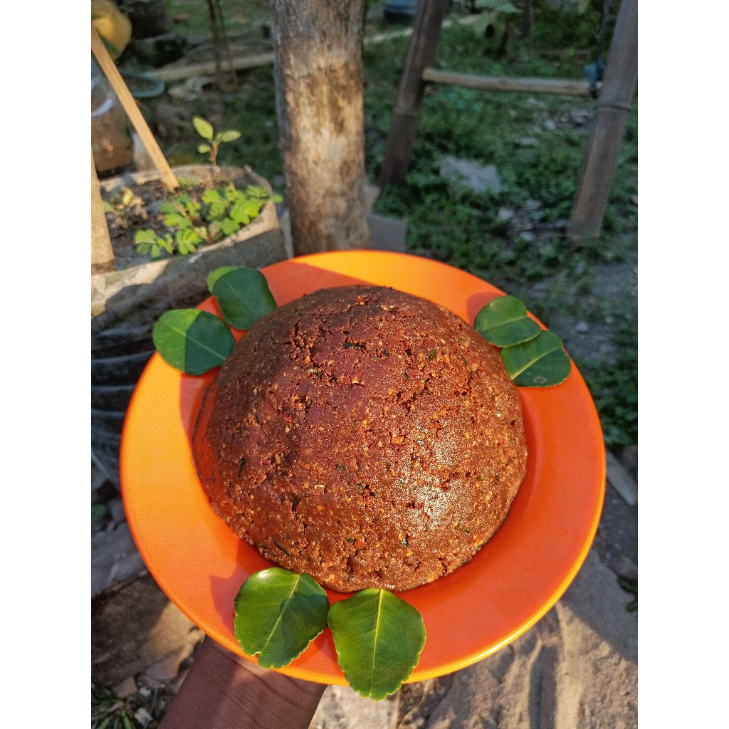 

Sambal Pecel Mbak Siti ( Khas Ngawi ) | Homemade Enak Gurih | Tanpa Bahan Pengawet | Pedas / Sedang | 300g - 500g - 1Kg