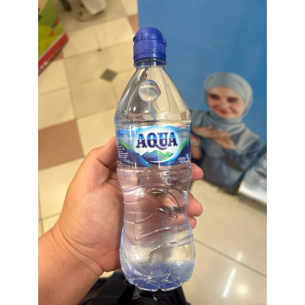 

AQUA AIR MINERAL 750ml botol