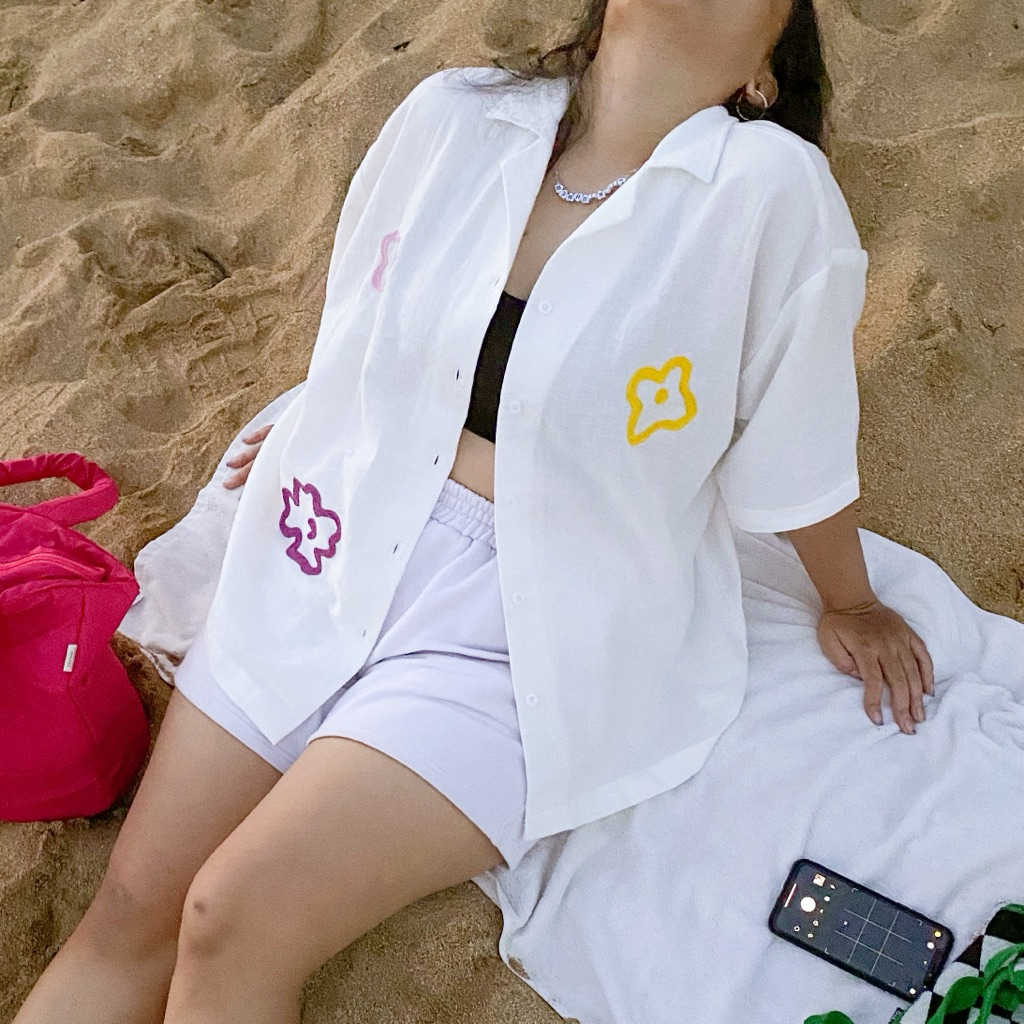 Vibrant Gerbera Embroidery Linen Shirt