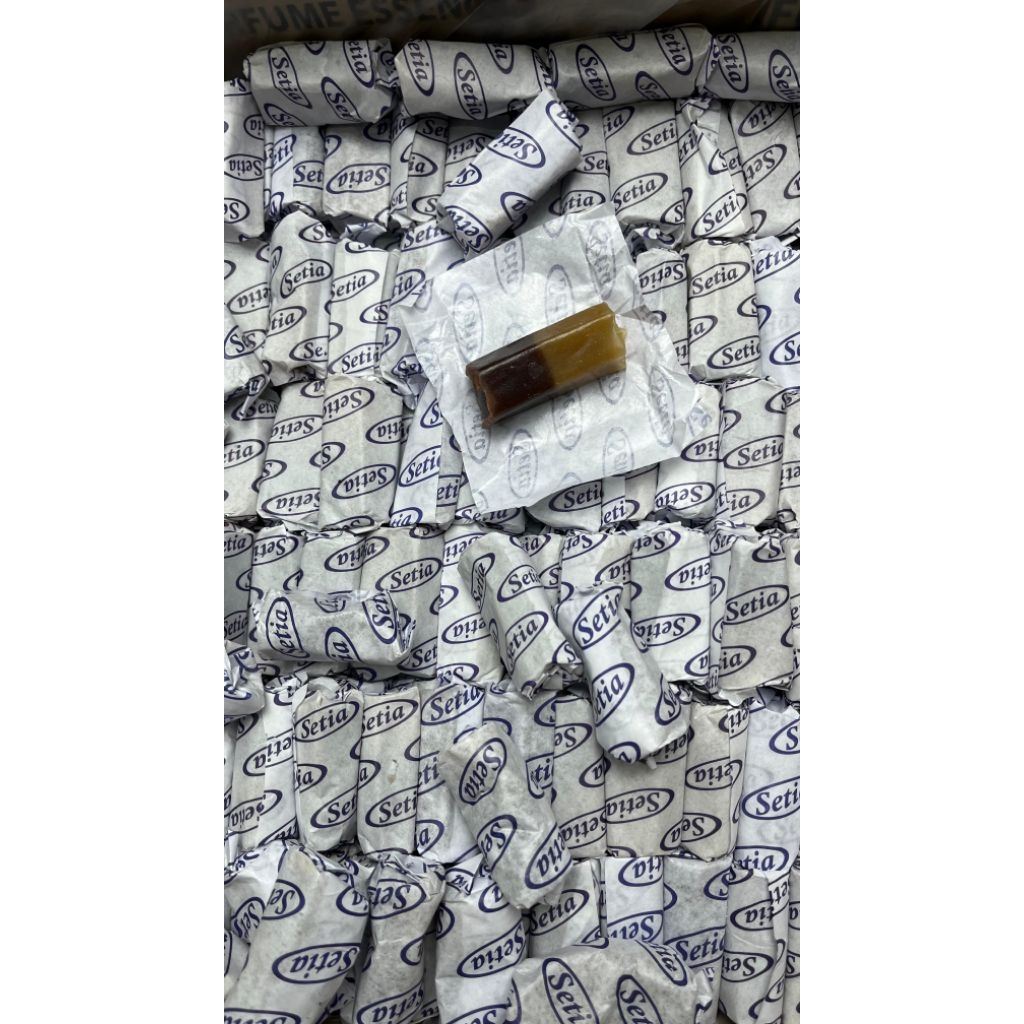 

DODOL GARUT COKELAT SUSU OLEH OLEH KHAS GARUT