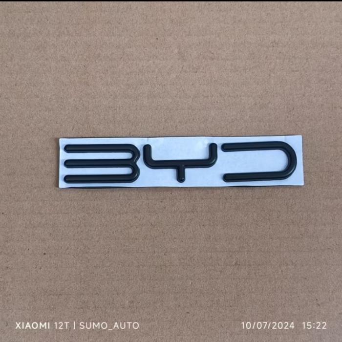 Emblem Tulisan BYD build yours dream emblem B Y D