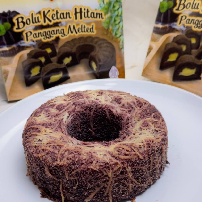 

15cm Bolu Ketan Hitam Lumer - Panggang