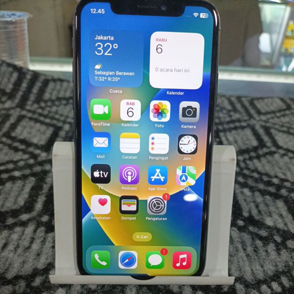 iPhone x 256 GB Kelengkapan Dus kabel Minus face id off yg lain normal