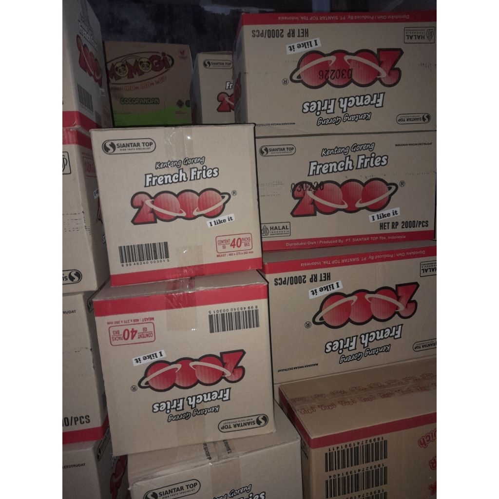 

Chiki Kentang French Fries 2000 1 Dus ( Isi 40 bungkus)