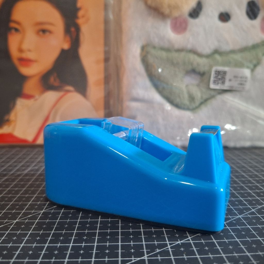 

Tape Dispenser Isolasi Kecil