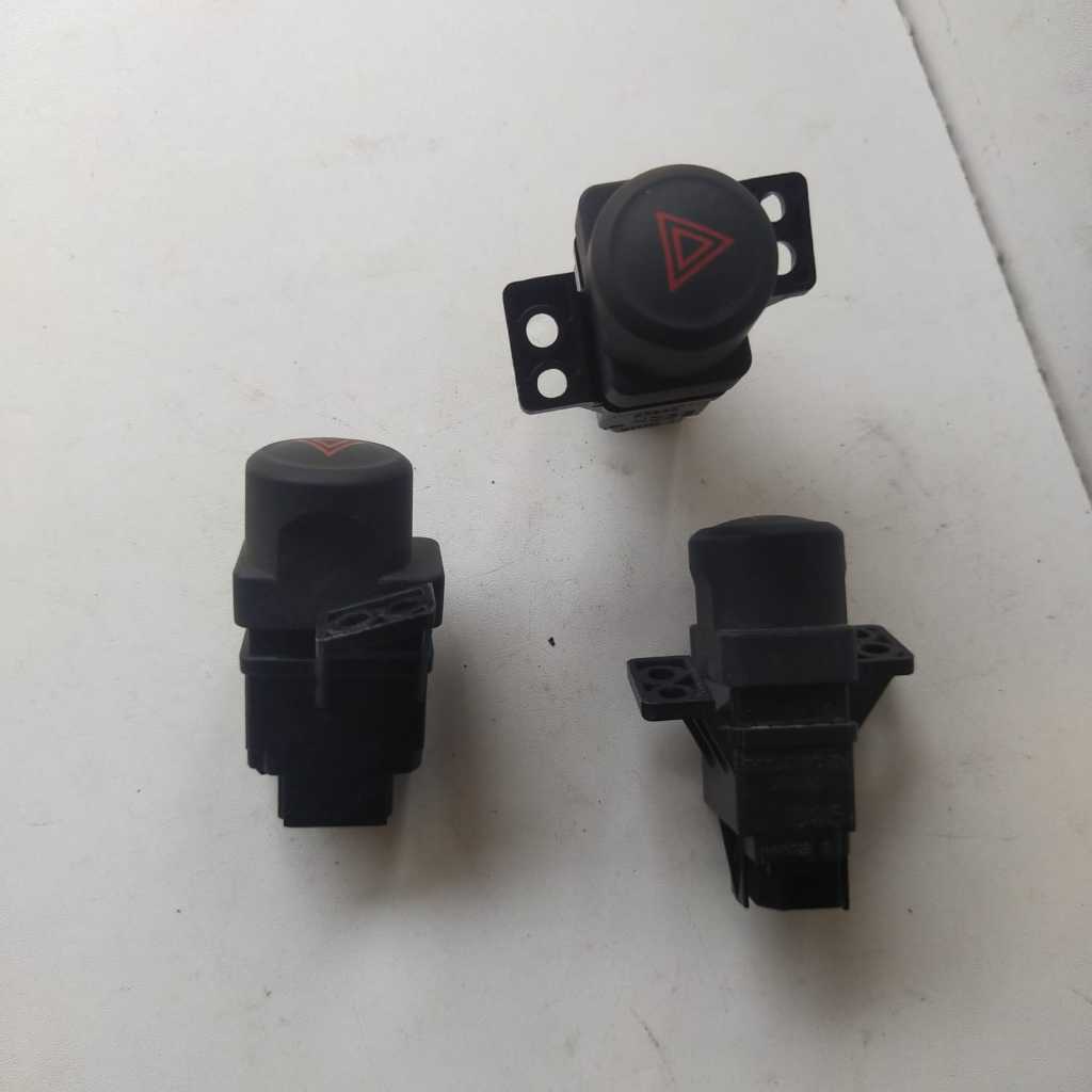switch saklar Hazard HONDA BRIO 2017-22. MOBILIO 2017-18. ORIGINAL