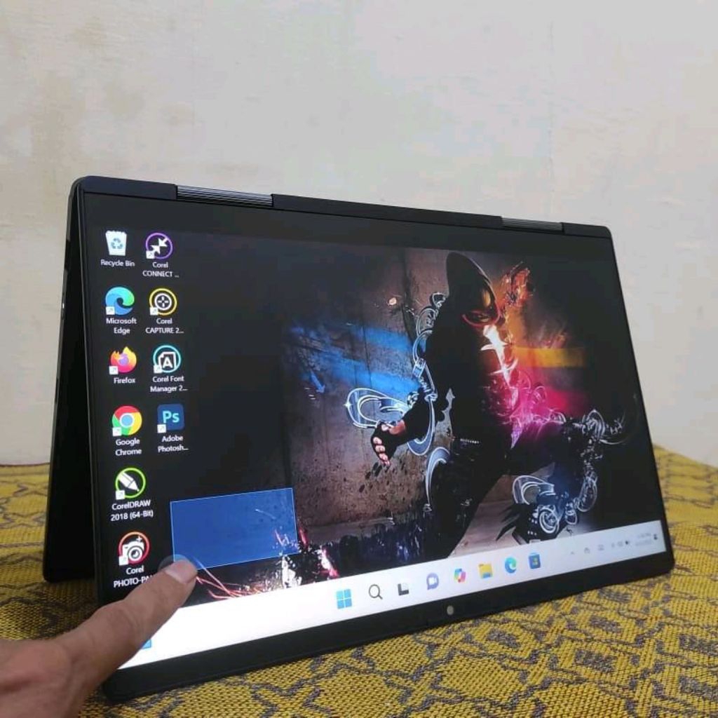 TOSHIBA X30W-J i7-1165G7 RAM 16GB / SSD 512GB /TOUCH/INTEL IRIS Xe