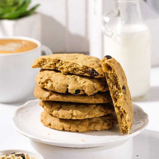 

ADONAN Oat Raisin Cookies