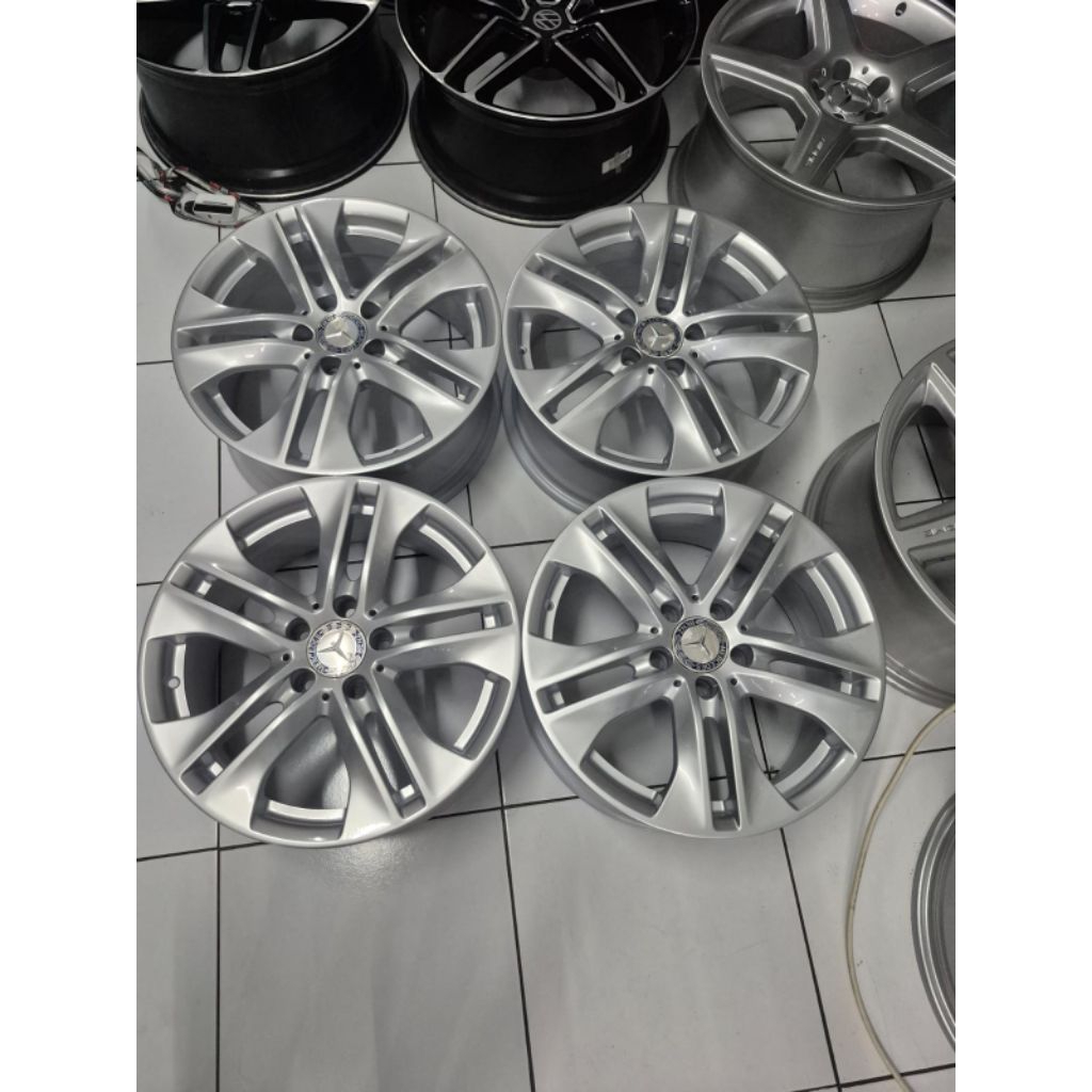 velg original mercy avantgrade