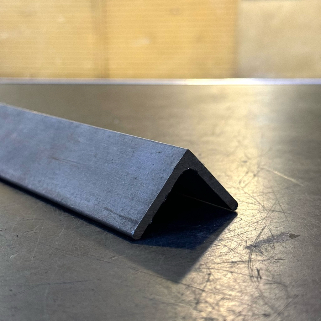 Siku Stainless / ss304 Ukuran 40 mm x 40 mm Tebal 4 mm harga panjang per 10 CM