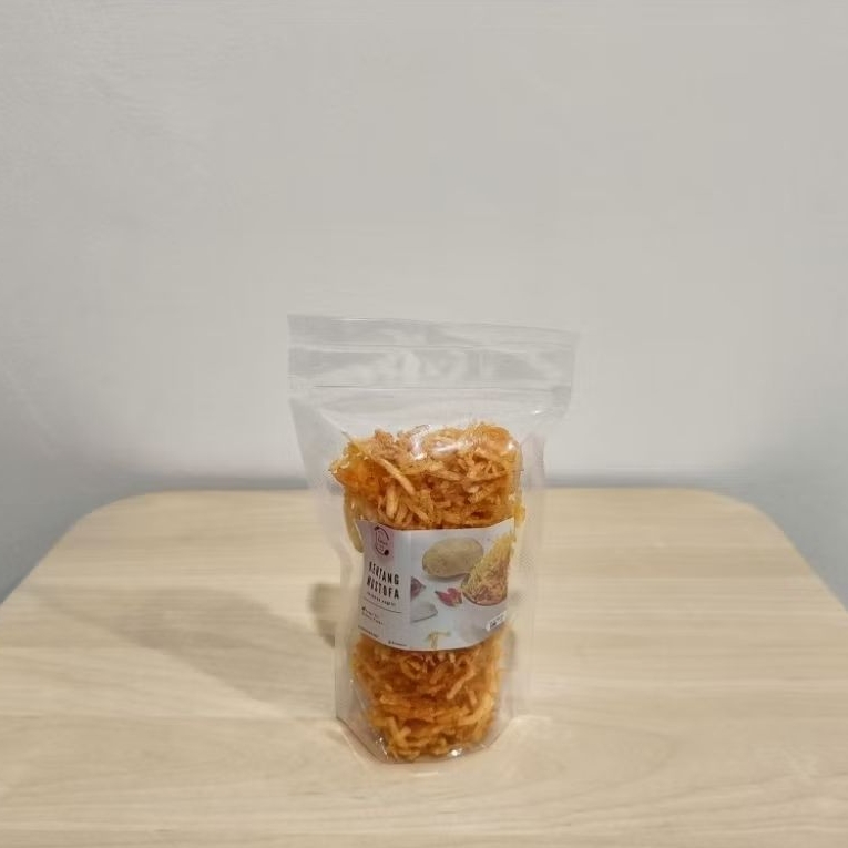 

Kentang Mustofa 100gr Pedas Manis by Viveira