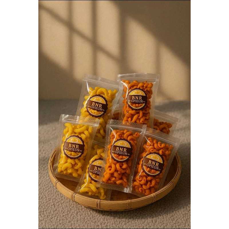 

Makaroni Cikruh Pedas 20g – Snack Murah Meriah | Rasa Kencur Daun Jeruk Pedas Nampol