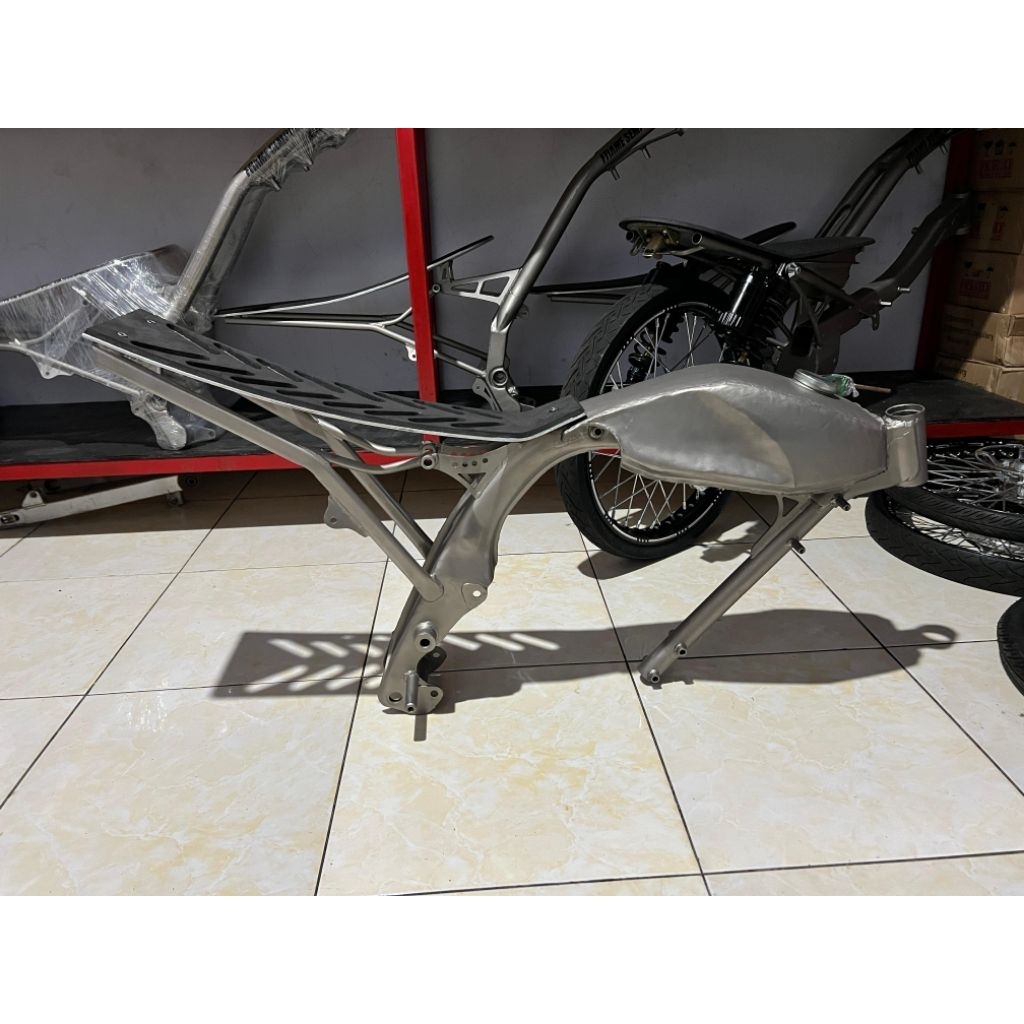 Rangka Herex Oval Model Sempulur