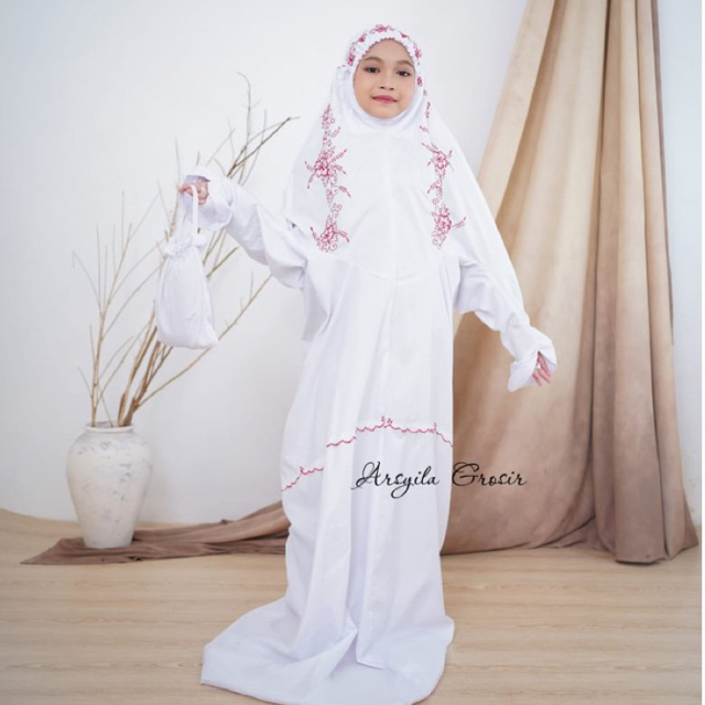 Arsyila_Mukena Terusan Anak Remaja SD SMP Bordir KD Lajuran Putih Katun Travelling