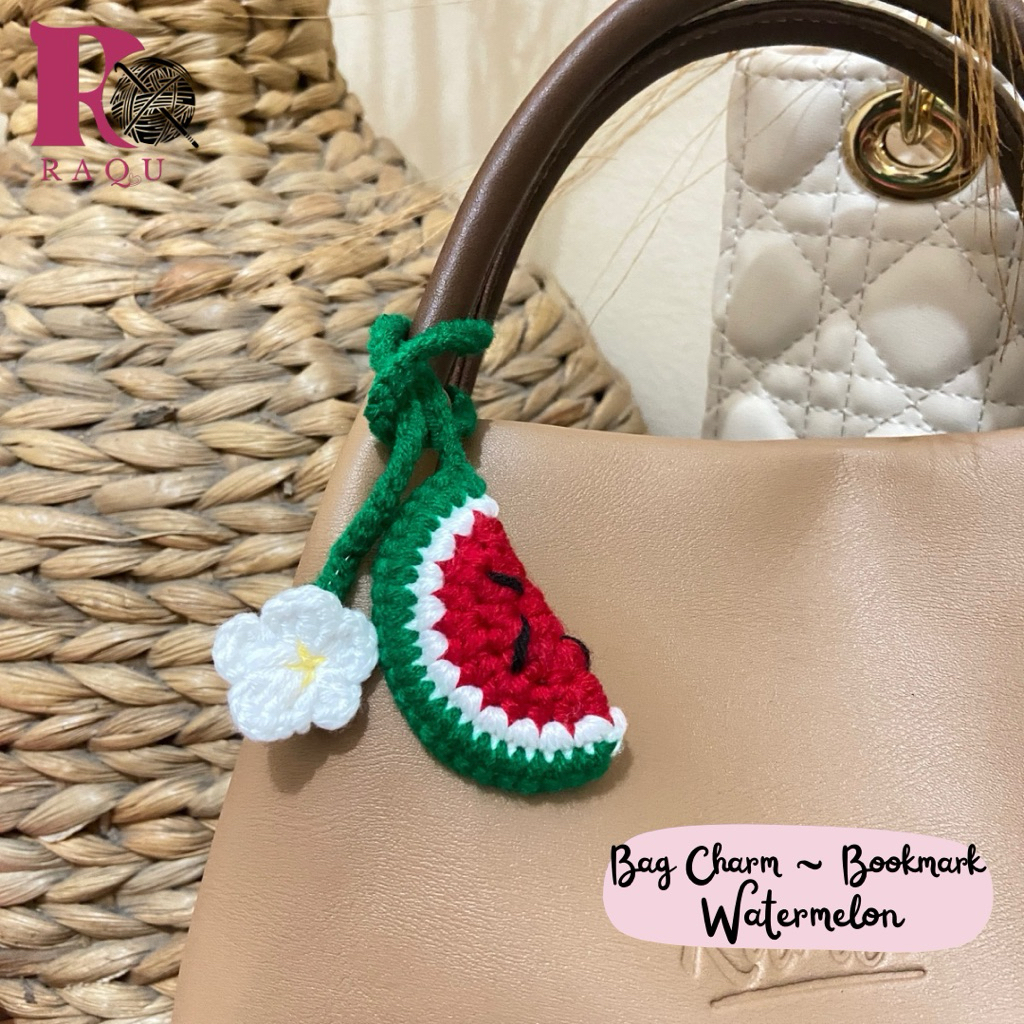 

Hands of Ummah X Raqucrochet Bagcharm 2in1 Bookmark Crochet Warermelon | Pembatas Buku dan Gantungan Rajut Semangka