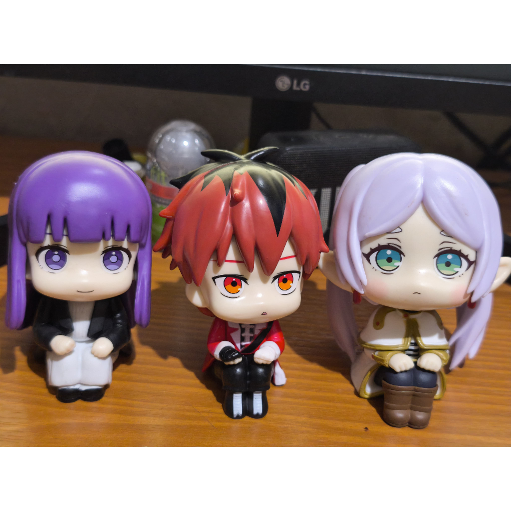 Frieren Look up Figure