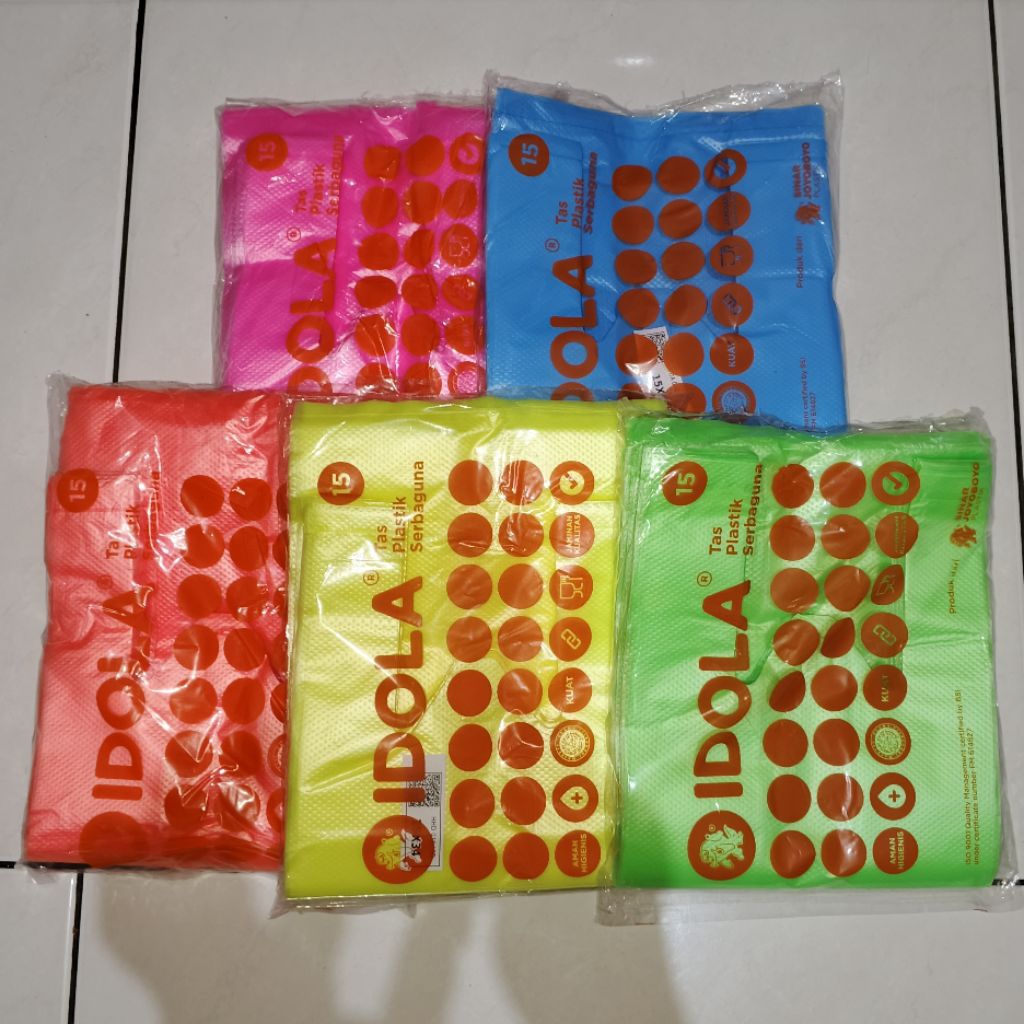 Kantong Plastik/Kresek Warna 15x34 cm