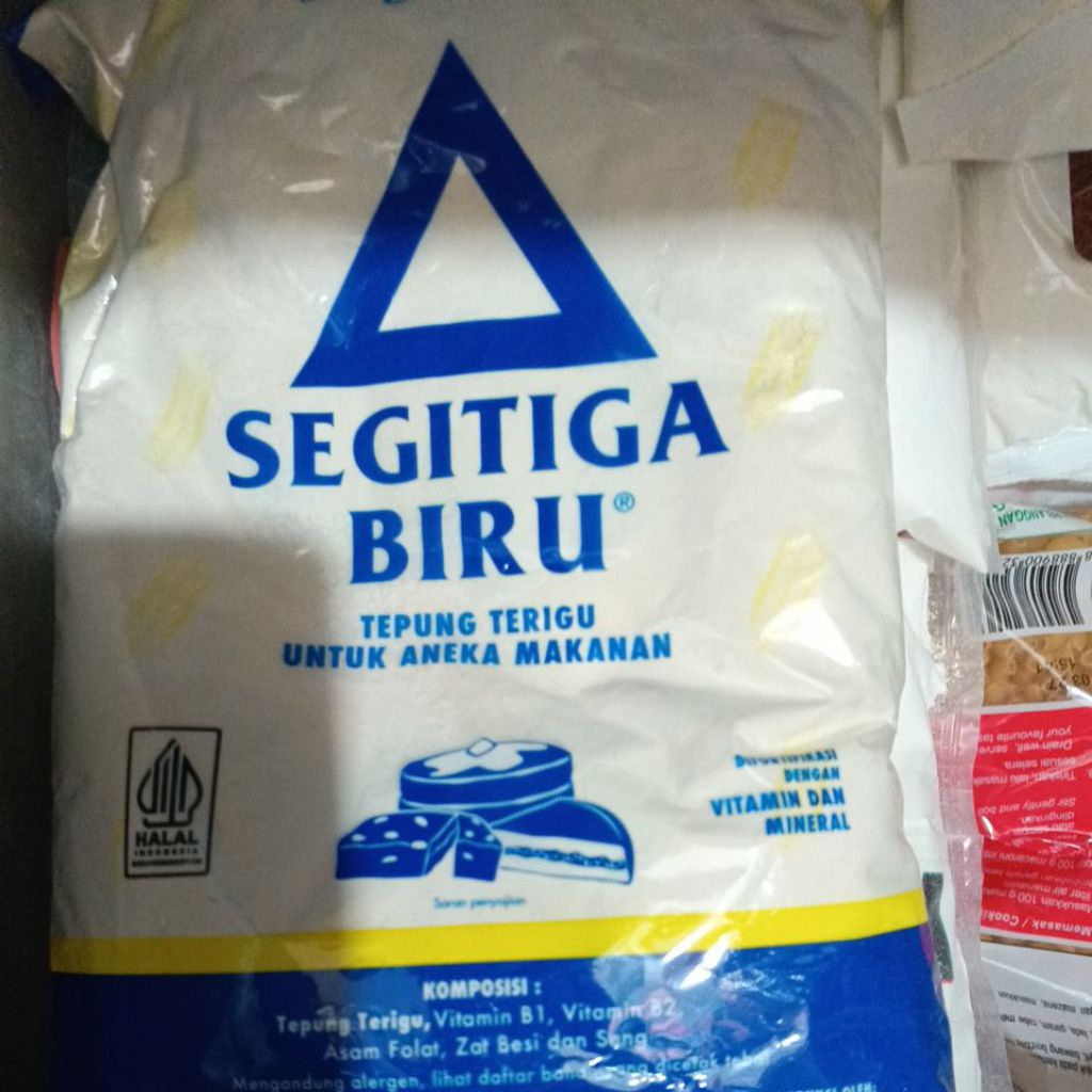 

terigu segitiga biru