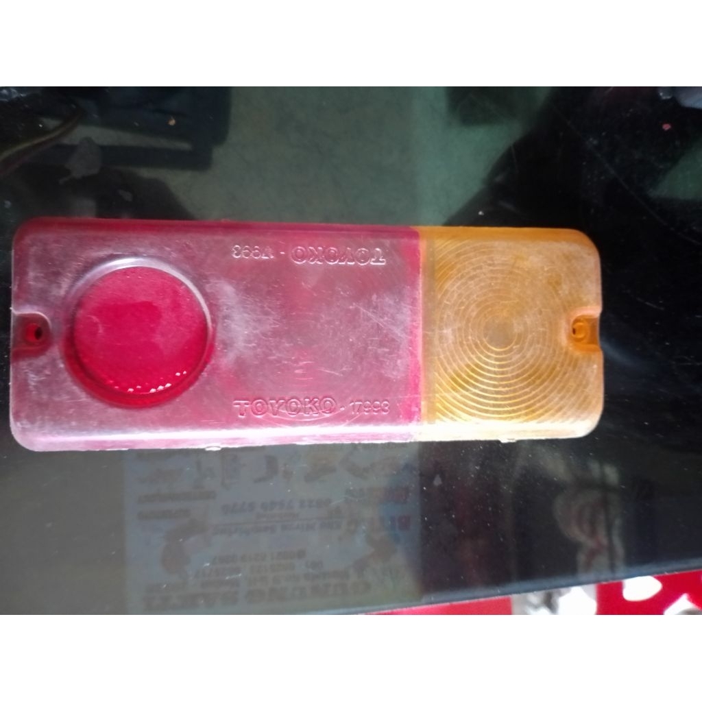 Mika stop S75  Tutup lampu belakang daihatsu