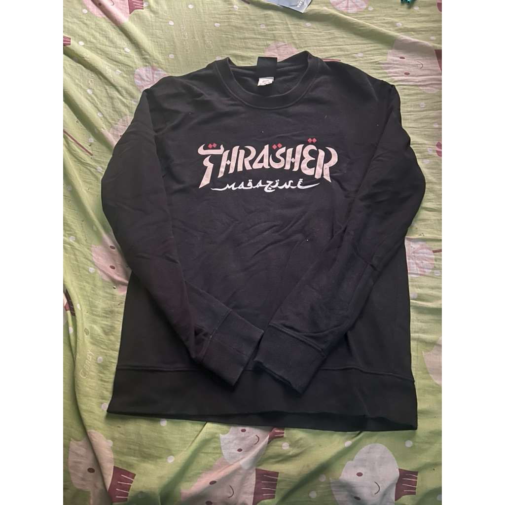 crewneck thrasher kaligrafi