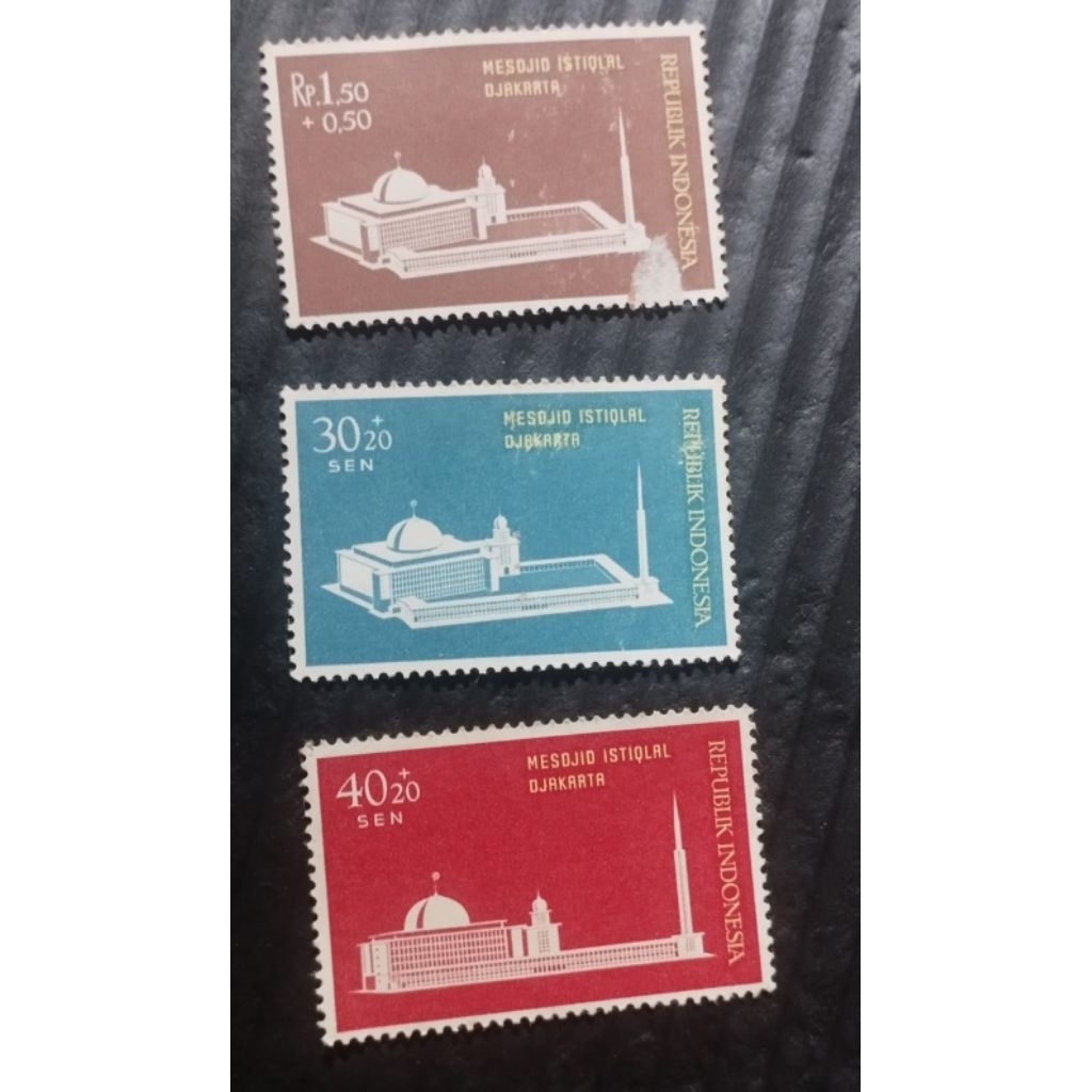 

Prangko Kuno Seri Masjid Istiqlal tahun 1962 3 Pcs
