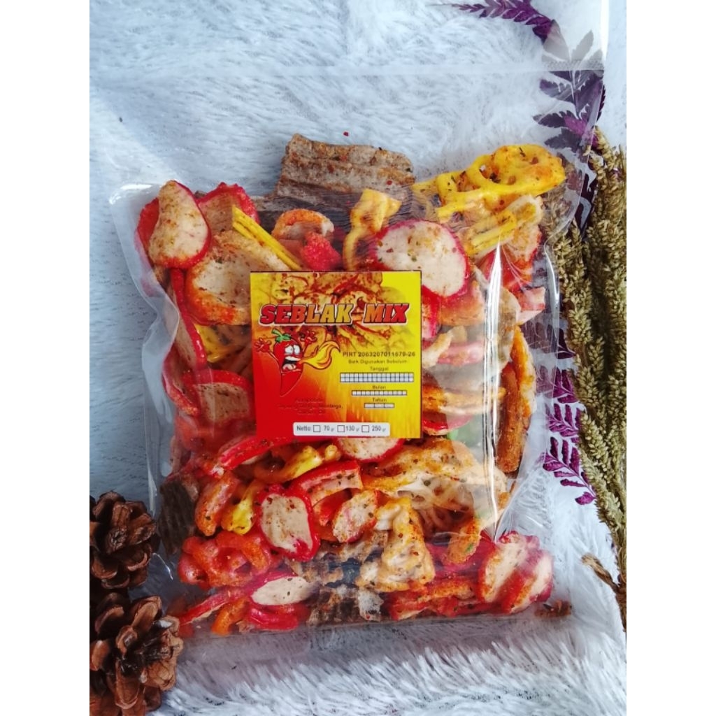 

kerupuk basreng mix 150gr