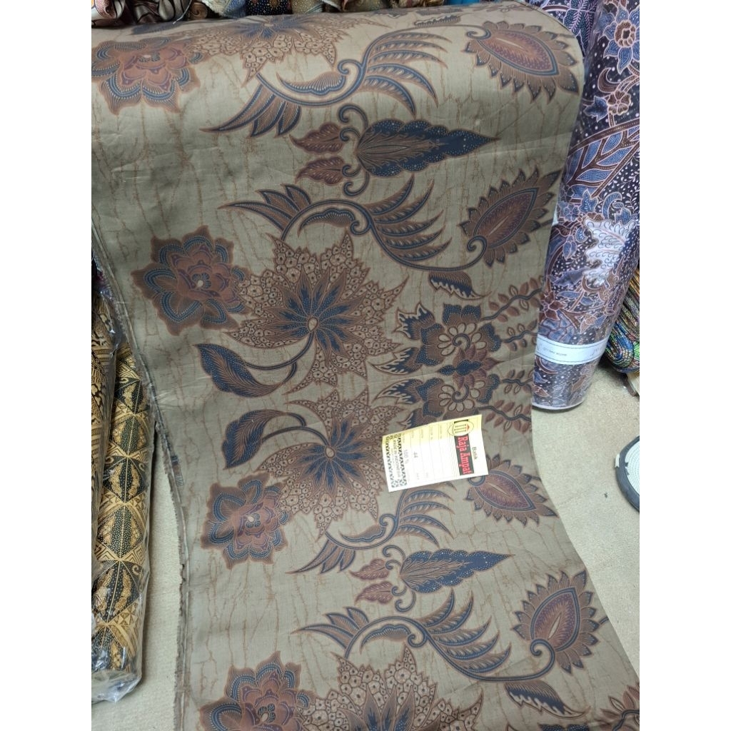 KAIN BATIK KATUN METERAN RAJA AMPAT // BAHAN BATIK KATUN RAJA AMPAT  ORIGINAL // BATIK 100% KATUN RA