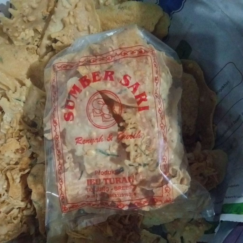 

Rempeyek kacang tanah Ibu Turah