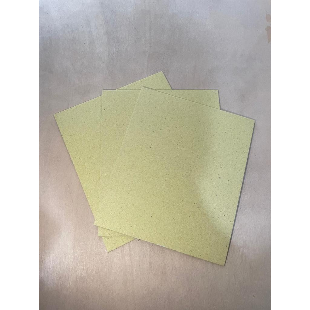 

[Perlembar]A4-Yellow Board/Kertas Karton Board No.30 Uk 20x20