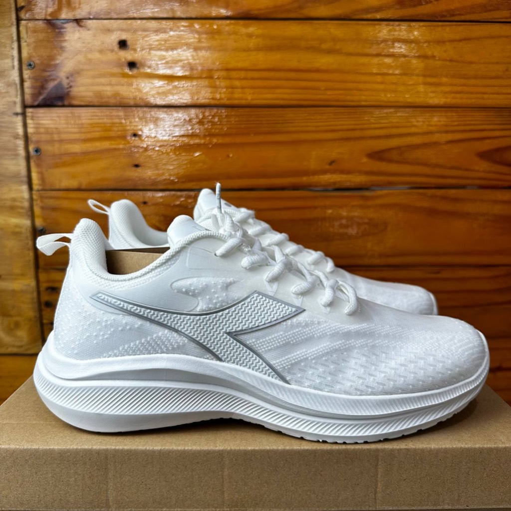 SEPATU DIADORA PRIA DIADORA MILANO FULL WHITE SNEAKERS SPORTY RUNNING COD MAN ORIGINAL