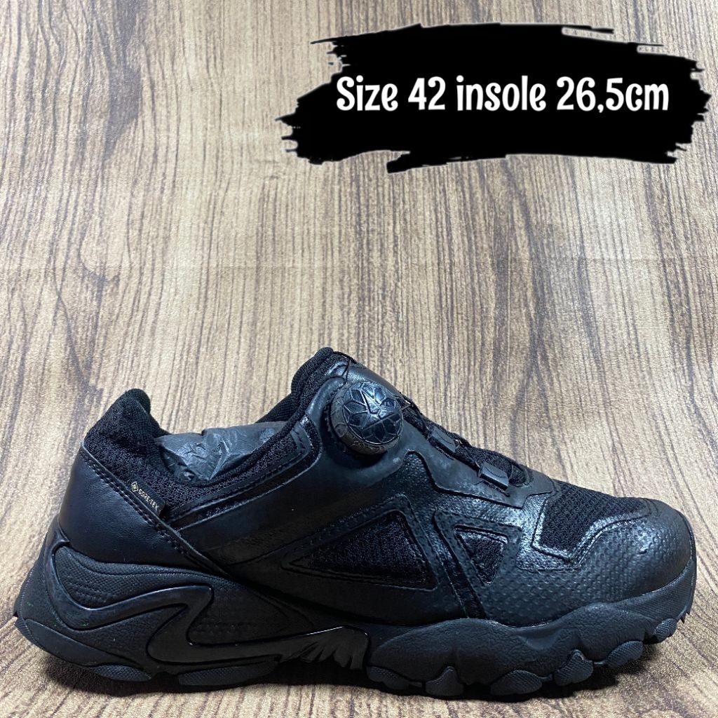 Sepatu Outdoor Gunung Hiking Treksta Size 42